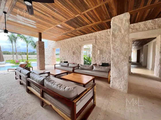 Terreno En Venta En Cancún, Fraccionamiento Residencial Losantos 279 M2 Alamos Ii