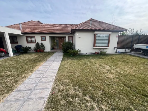 Espectacular Casa En Terreno 1200m2, Condominio En Maipú