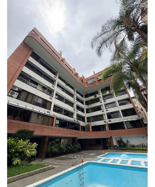 Campo Alegre Ph Triplex En Venta