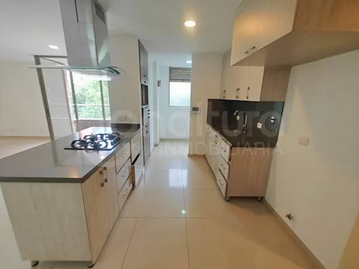 Apartamento En Arriendo Bosques De Zuñiga 472-7051