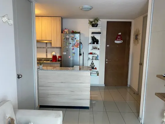 Sin Pago Comisión, 2 Dormitorios 1 Baño. Disponible