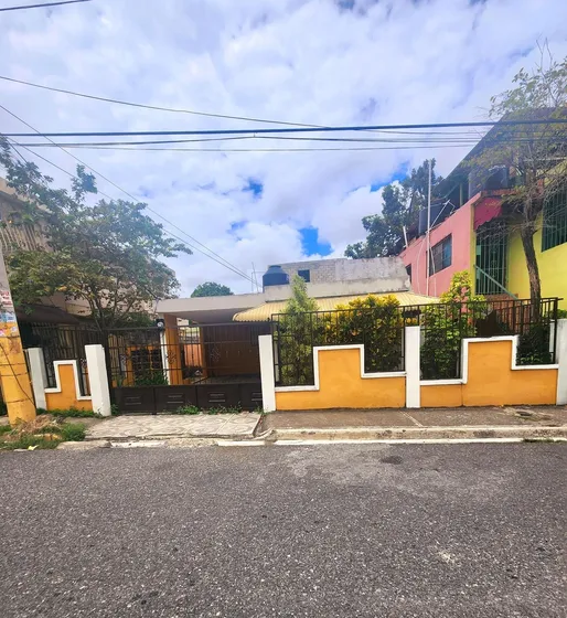 Casa De Un Nivel, Ubicada En Villa Faro, Santo Domingo Este.