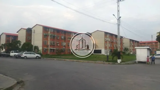 En Venta Apartamento 42mts2 En Urb Lago 2 Con Buena Ubicación. 005jsc
