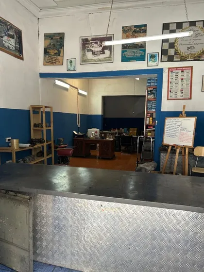  Local Comercial Con Patente Comercial A Pasos  10 De Julio