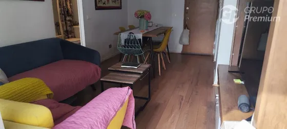 Departamento En Venta De 2 Dorm. En Santiago