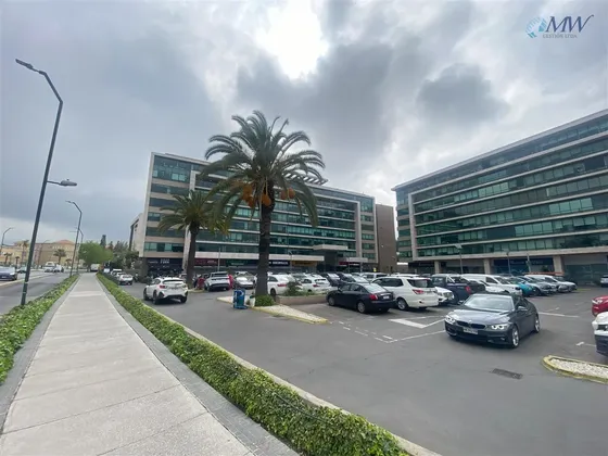 Oficina De 139 M2 En Venta Av La Dehesa 5 Estacionamientos