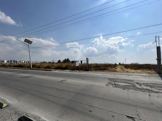 Vendo Terreno 1,382.18 Mts Cto. Metropolitano, Metepec, Mex.