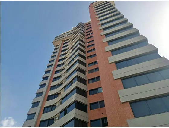 En Venta Lujoso Apartamento, Av. Principal De Las Mesetas, Sta Rosa De Lima, Increíble Vista Piso 14, Piscina, Cancha De Usos Múltiples, Gimnasio, Parque Infantil, Terraza De Parrillera. Jlrp