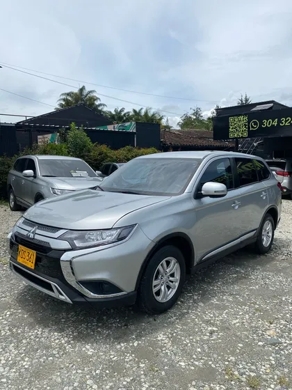 Mitsubishi Outlander 2.4 Kaiteki