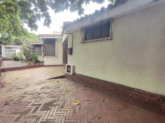 Casa En Venta En La Ceiba. Cod V30340