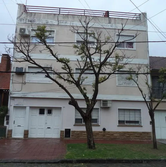Ph 2 Amb En Pa Al Fte.  Ideal Inversor. Actualmente Alquilado Hasta 2024. Banfield E