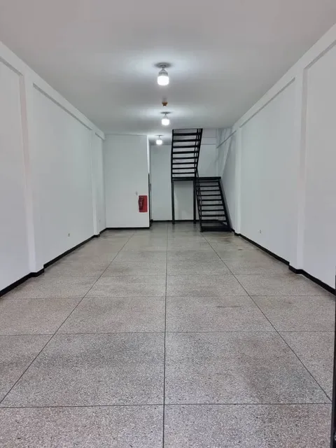  Local Comercial  Ubicado En La Candelaria Calle Rangel/soublette 