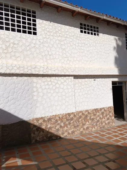 Casa En Venta De 3hab Y 2 Baños