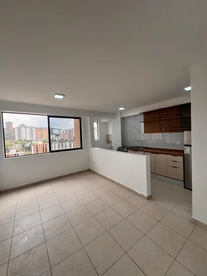 Se Vende Apartamento En Lomas De Los Mangos Valencia. Rg