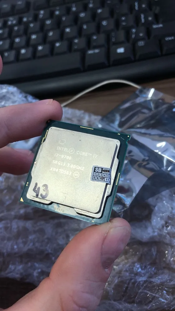 Processador Intel Core I7-9700 3.0ghz Octacore Lga1151 Oem Processador Intel Core I7-9700 3.0ghz Octacore Lga1151 Oem