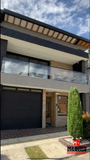 Casa En Venta En San Antonio De Pereira. Cod V6118