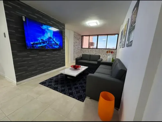Bello Apartamento Amoblado, Decorado Nuevo, Elegante, Elige La Mejor Espacio Íntimo Para Descansar, Sentirte A. Gusto En Un Ambiente De Color A Y Diseños Modernos, El Apartamento Es De Fácil Llegada.