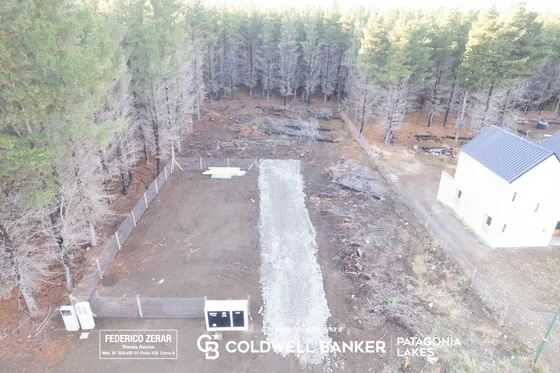 Terreno  De 436m2 En Dina Huapi Con Vista Al Cerro Leones