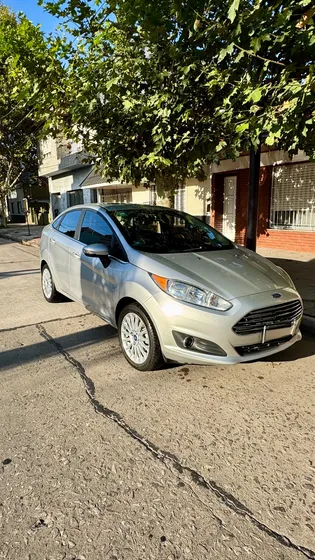 Ford Fiesta Fiesta 1.6l Titanium Powershift