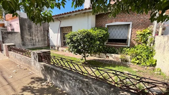 Venta Casa 4 Ambientes En Palomar