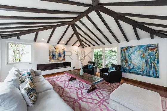 Casa En Arriendo/venta En Santa Barbara Alta-usaquén. Cod V1658
