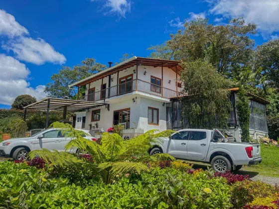 Finca En Santa Elena