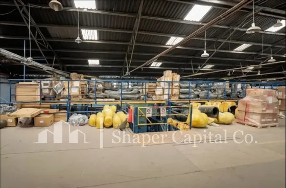 Bodega Comercial En Arriendo Marathon Macul