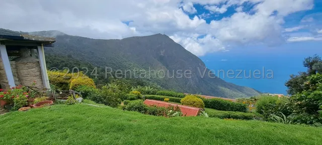 15.000m2 De Terreno Y 10.000de Construcción  Casa En Vargas Un Lugar Magico En Galipan , Mls#25-4991
