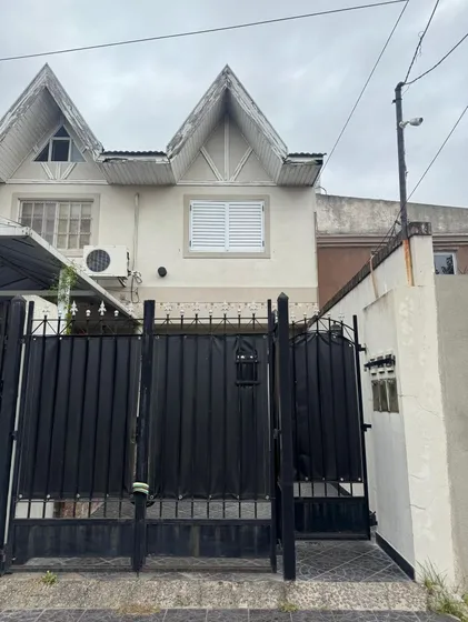 Duplex De 3 Amb C/ Cochera, Jardin Y Parrilla ¡apta Credito!