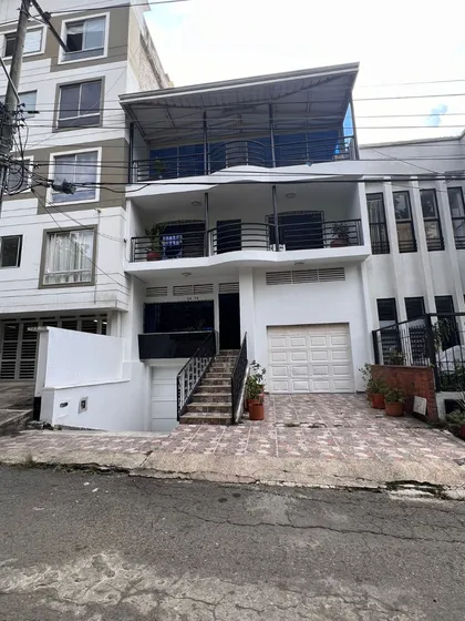 Venta De Espectacular Casa En El Bosque