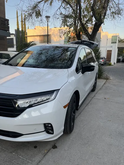 Honda Odyssey 3.5 Black Edition At
