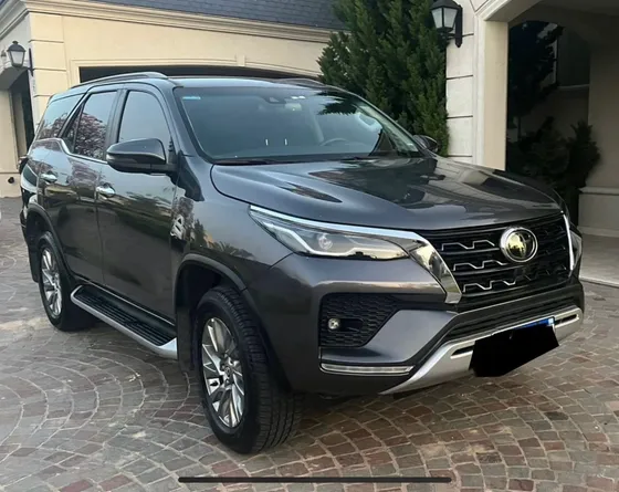 Toyota Sw4 2.8 Srx 204cv 4x4 7as At