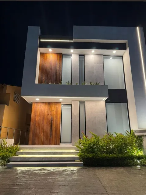 En Venta Moderna Y Lujosa Casa Bote A 