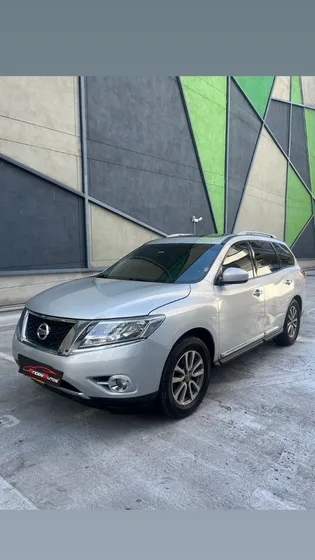 Nissan Pathfinder 3.5 R52 Exclusive