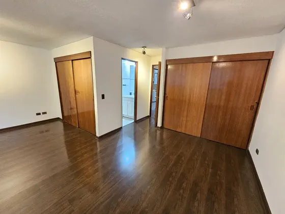 Arriendo Departamento 1d 1b 1e 1b En Ñuñoa.