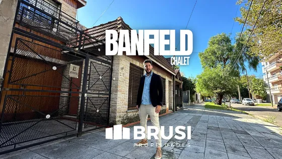 Casa En Venta  De 6 Ambientes En Banfield Con Pileta