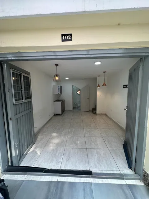 Local En Medellin 1er Piso Laureles Estadio Cerca A 2 Estaciones Del Metro Aproveche Esta Ubicacion  Al Lado Del Exito De Colombia