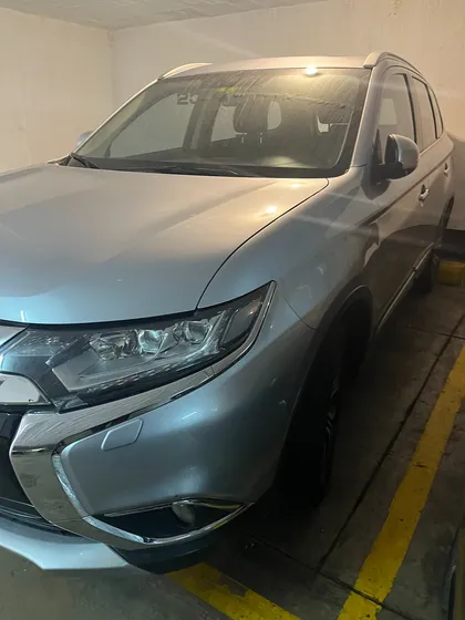 Mitsubishi Outlander 3.0 Kaiteki
