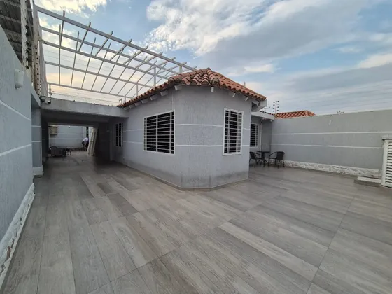 En Venta Casa Remodelada. Urb Uriel. La Morita 1 Edo Aragua
