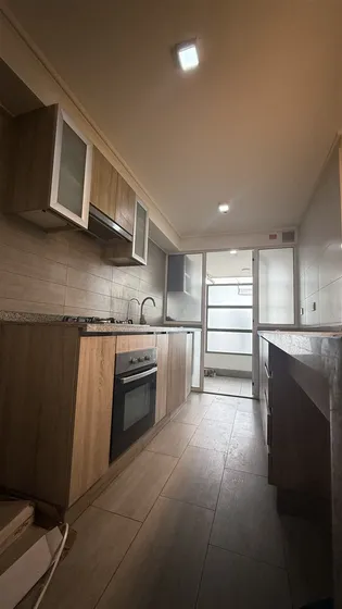 Departamento En Arriendo De 2 Dormitorios