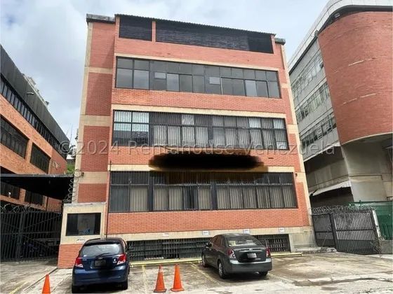 En Venta Piso Entero Ideal Para Oficinas En La Urbina. Ch.