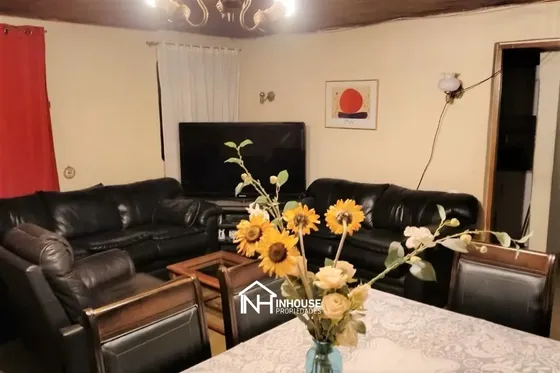 Casa En Venta De 3 Dorm. En La Granja
