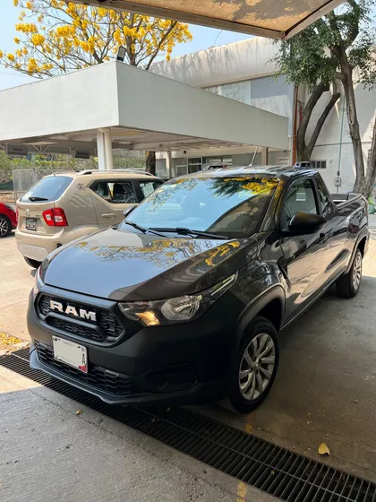 Ram 700 1.6 Slt Mt