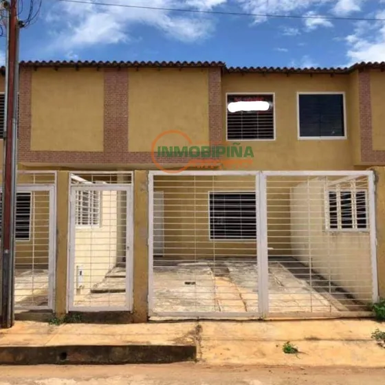 Inmobipiña Vende Townhouse Obra Gris En Villa Betania, Puerto Ordaz, Estado Bolivar - Jcp