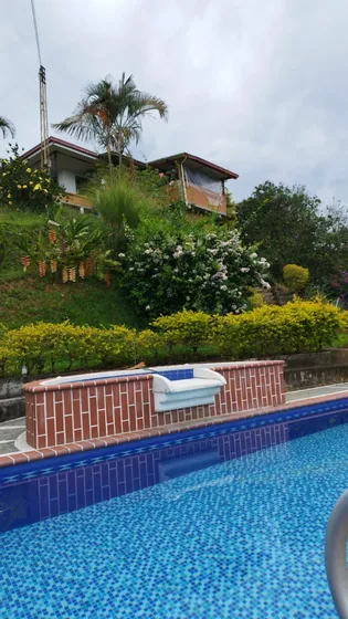 Vendo Hermosa Finca Ubicada En Alto Erazo  El Lugar Donde Comienza Tu Nueva Vida O Tu Gran Inversión
