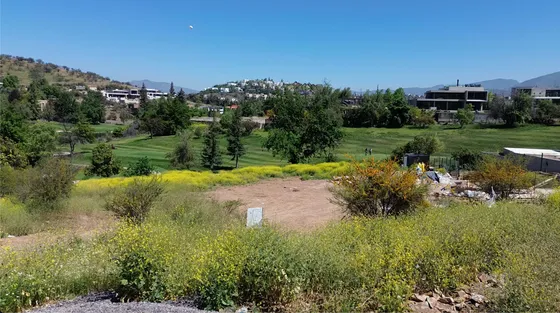 Valle Escondido // Las Lomas (75653)