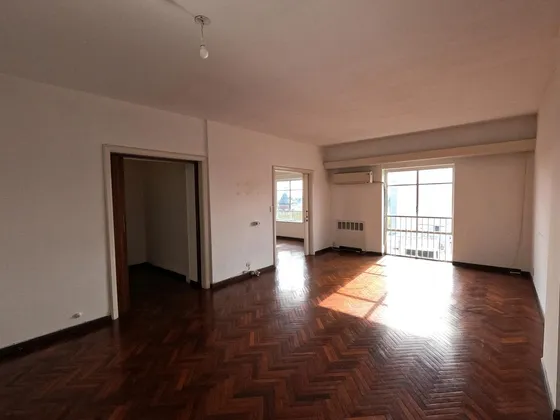 Amplio Apartamento Con Garaje Cordón