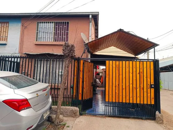 Se Vende Casa 3d 1b Y 2 Est, San Bernardo