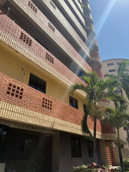 Apartamento En Los Mangos, Residencias Ramsés Ix, Valencia. Gg.p