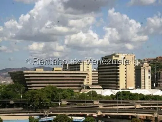 Estupenda Oficina En Alquiler Mls #25-21200 Chuao
